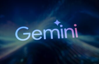 Logo Gemini avec dégradé de couleurs sur fond abstrait sombre.