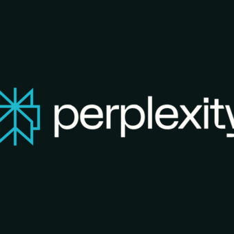 Logo Perplexity avec icône bleue et texte blanc.