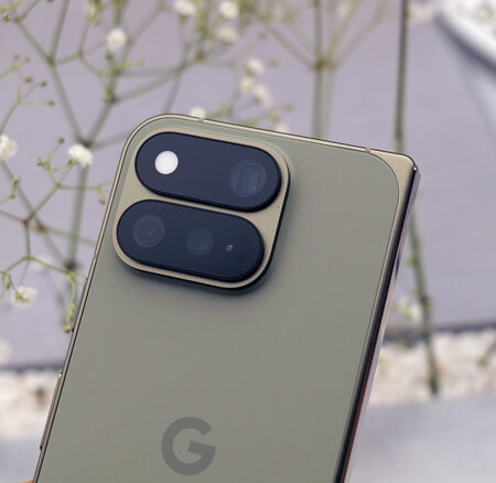 Dos d'un Google Pixel vert avec module caméra arrière.