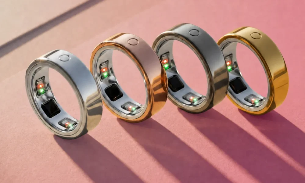 Anneaux connectés métalliques de différentes couleurs montrant leurs capteurs internes.
